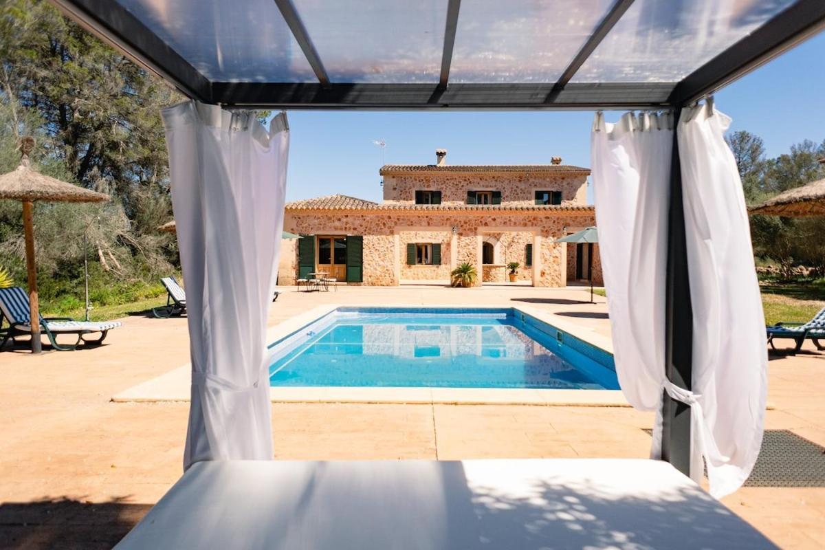 Villa With A Pool In Mallorca For 12 People Sencelles